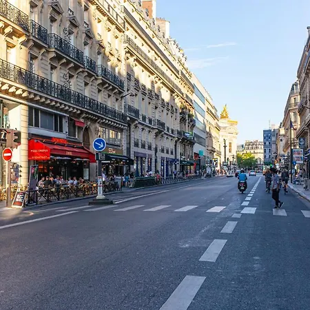 #Pmv3 - Appartement De Charme - 80 M Place Vendome Apartment *